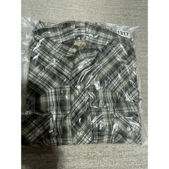 Wrangler Shirt Men’s Large Button Down Plaid Snap Button Long Sleeve Western - Picture 10 of 10